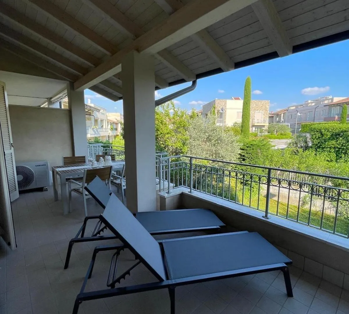 Lorry Living Luxury Apartment - Peschiera Cavalcaselle
