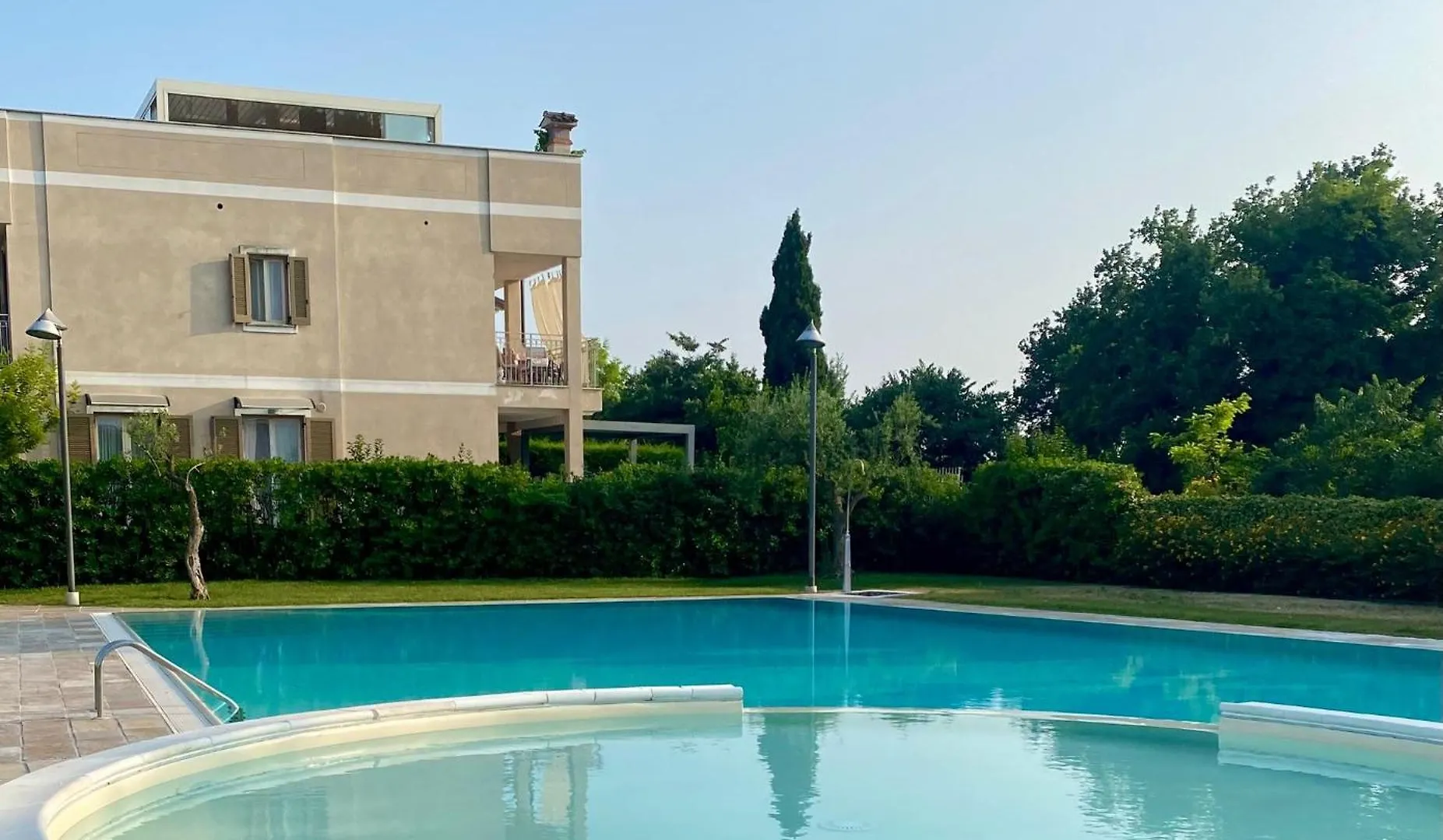 Lorry Living Luxury Apartment - Peschiera Cavalcaselle