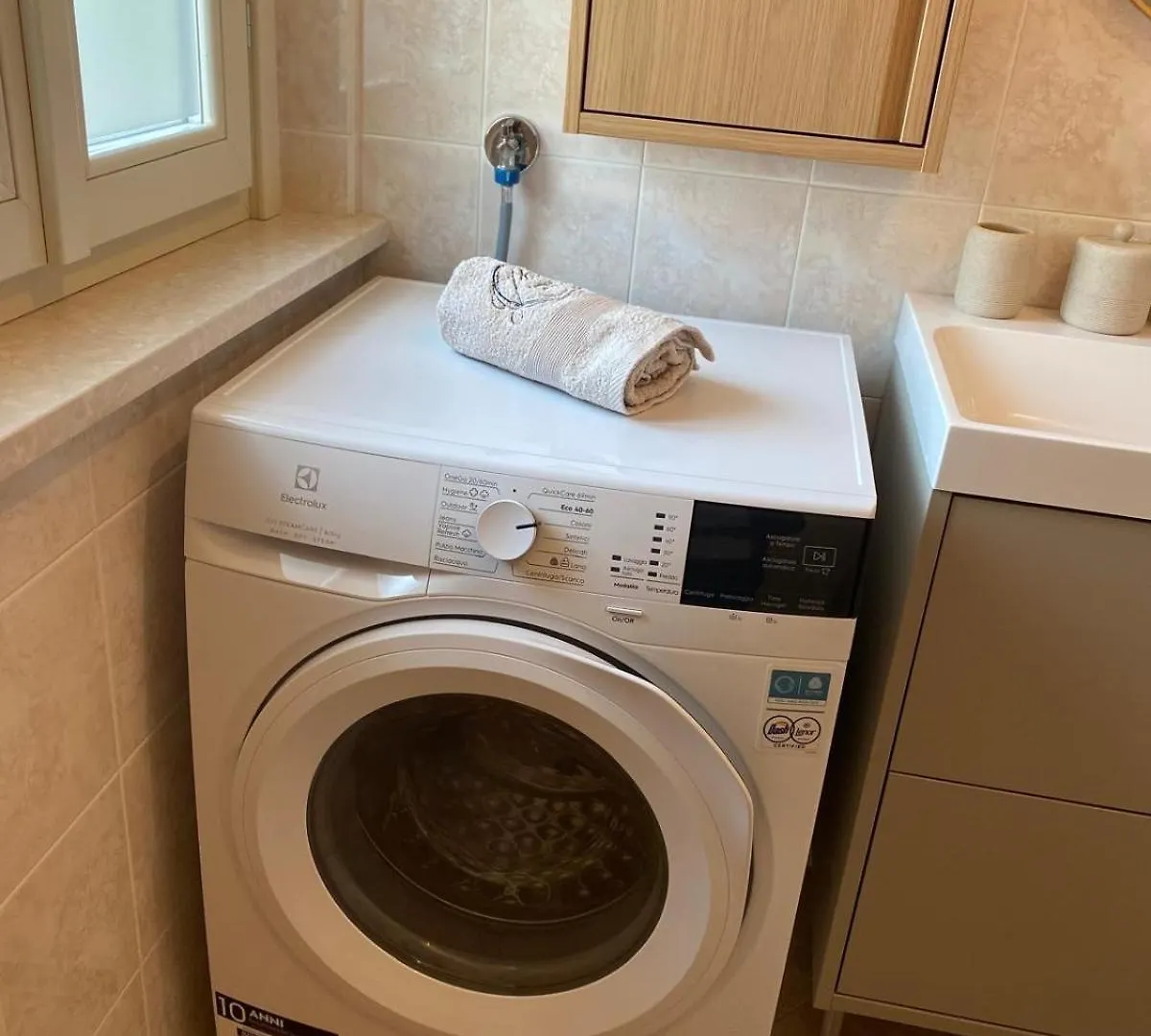 Lorry Living Luxury Apartment - Peschiera Cavalcaselle Italy